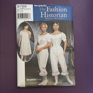 Simplicity Pattern 9769 Size HH 6-8-10-12